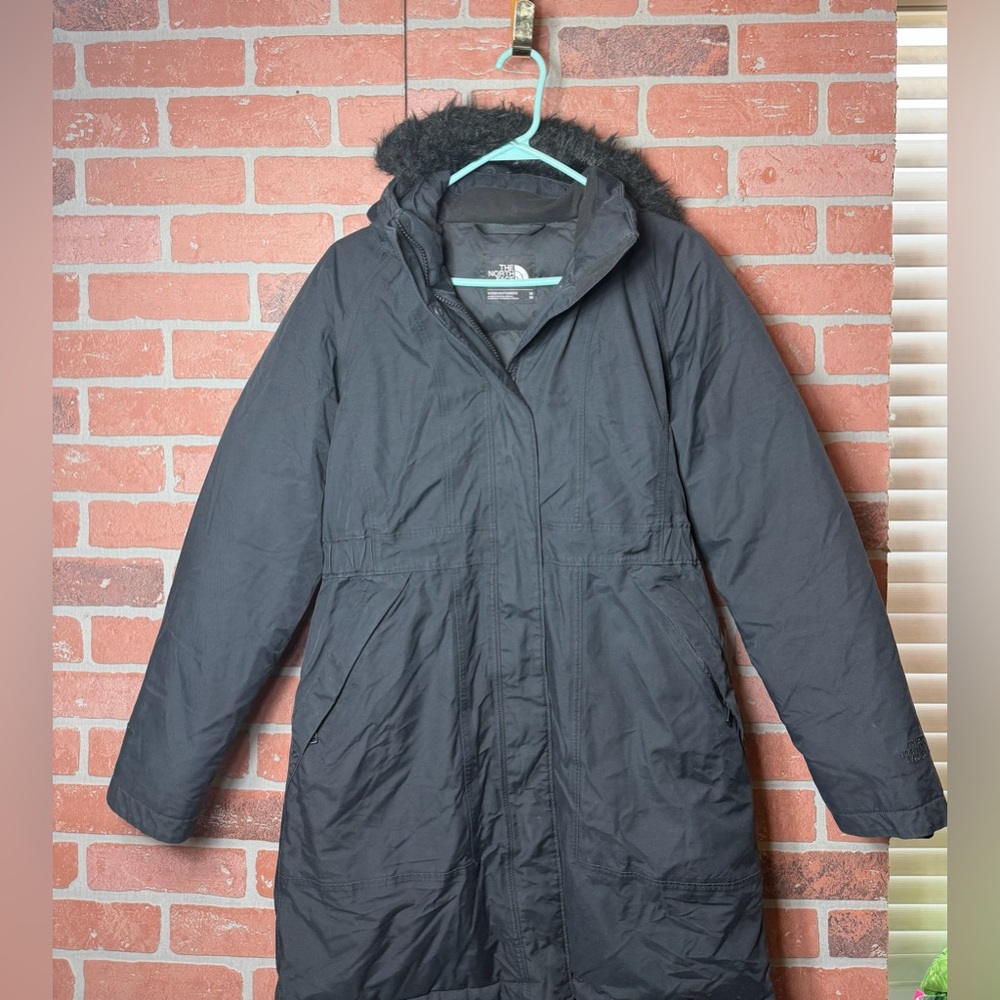 The North Face Women's Goose Down Filled Black Coat Size Medium